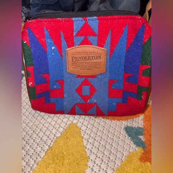 Pendleton Handbags - Pendleton Wool Cosmetic Bag – Red/Blue Southwestern Pattern with Leather Trim